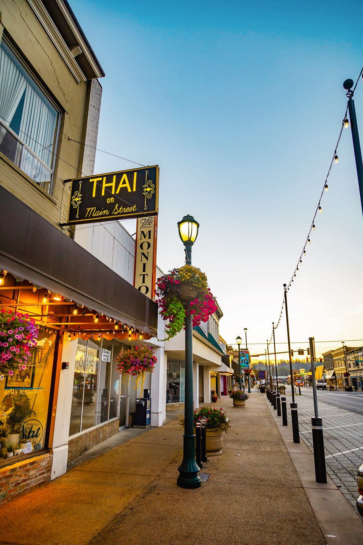 DowntownStorefrontPhoto